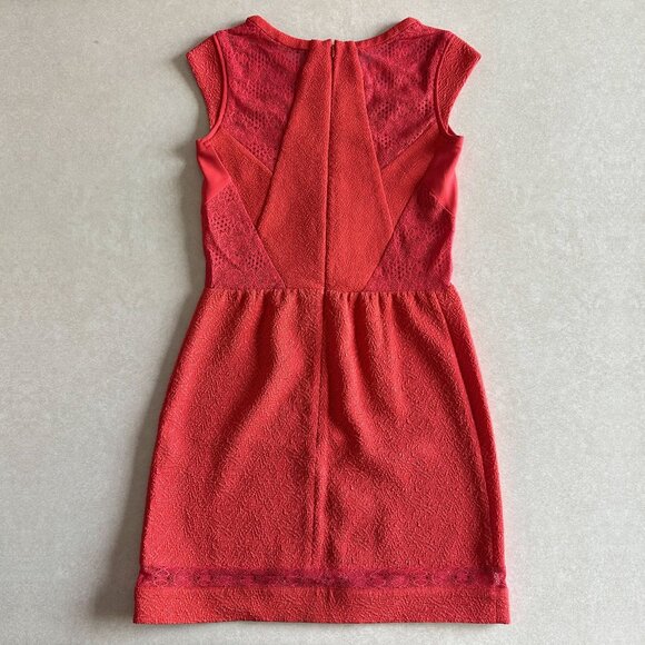 The Kooples Fancy Crepe and Lace Dress ASO Clara Oswald - Picture 4 of 9